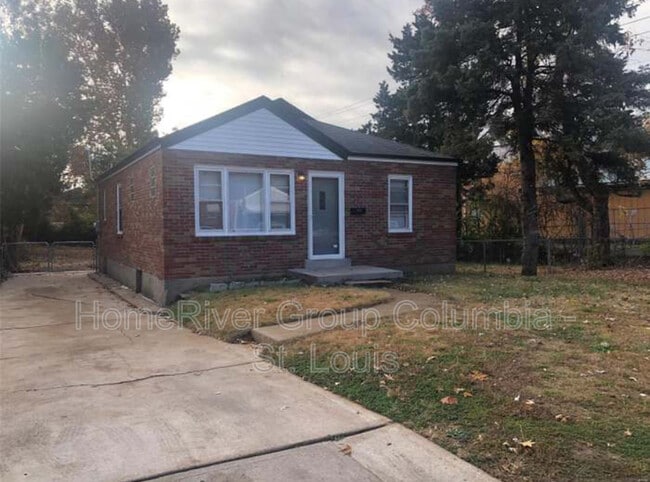 property at 8322 Osborn Dr