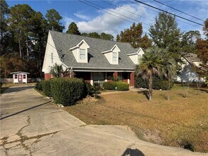 207 E Maple Ave in Satsuma, AL - Building Photo - Building Photo
