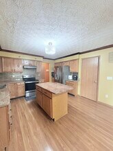 4379 Landmark Rd in Groveport, OH - Foto de edificio - Building Photo