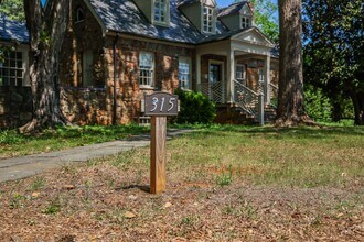 315 Foxhaven Farm in Charlottesville, VA - Building Photo - Building Photo