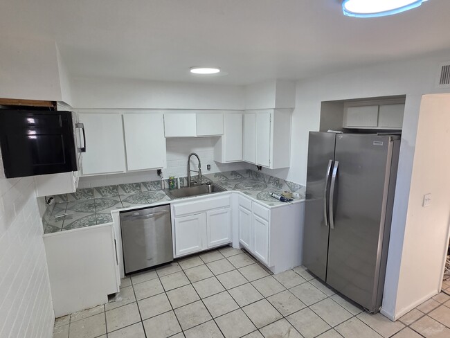 property at 6748 N 44th Ave