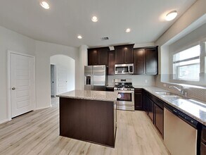 13619 Sloth Bear Ct in Crosby, TX - Building Photo - Building Photo