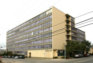 Greenwood Towers in Austin, TX - Building Photo - Building Photo