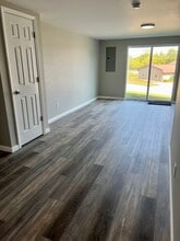 312 Crestview Dr in Union, MO - Building Photo - Building Photo