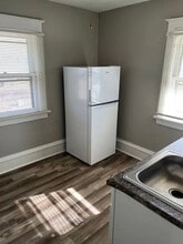 1043 5th Ave SE in Cedar Rapids, IA - Building Photo - Building Photo
