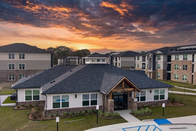 823 N Ardenwood Dr in Baton Rouge, LA - Building Photo - Building Photo