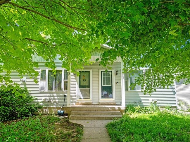 property at 523 Potter St