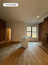 864 West End Ave in New York, NY - Building Photo - Building Photo