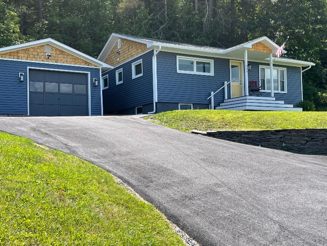 property at 990 S Barre Rd