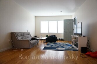 50 Kent St, Unit 2A in Brookline, MA - Building Photo - Building Photo