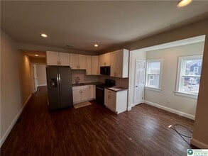 5880 Sullivan Trail in Nazareth, PA - Building Photo - Building Photo