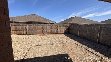 2101 N Jayton Ave in Lubbock, TX - Building Photo - Building Photo