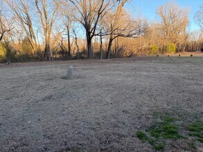 871 Deep Gap Rd in Jackson, TN - Building Photo - Building Photo