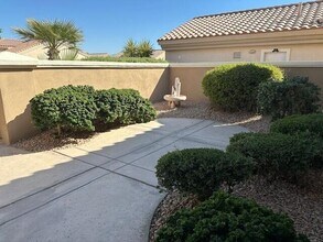 37953 Grand Oaks Ave in Palm Desert, CA - Building Photo - Building Photo