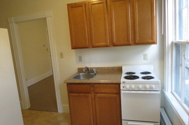 24 Water St, Unit 3
