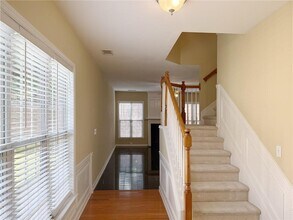 2442 Fairlie Dr in Duluth, GA - Building Photo - Building Photo
