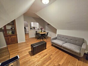 25 Amherst St, Unit 4 in Boston, MA - Foto de edificio - Building Photo