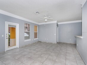 8848 Villa View Cir in Orlando, FL - Building Photo - Building Photo