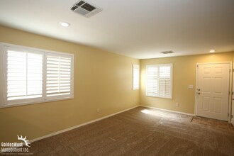 1911 Sundown Canyon Dr in Henderson, NV - Building Photo - Building Photo
