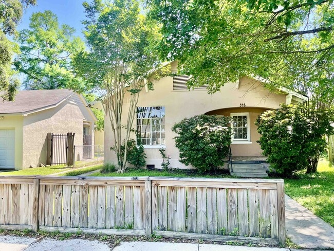 property at 348 Peachtree Blvd
