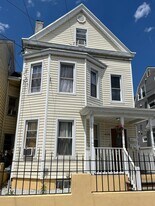 415 Hamilton Ave, Unit 1 in Paterson, NJ - Building Photo