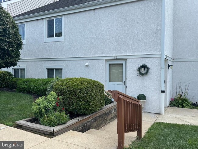 property at 116 Harvest Ln