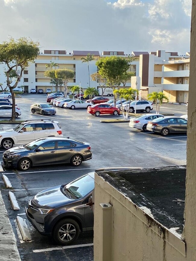 property at 8810 Fontainebleau Blvd