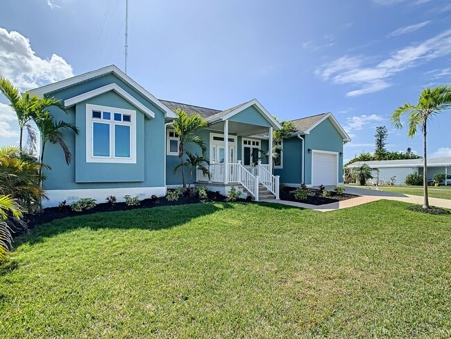 631 Tahiti Ct in Punta Gorda, FL - Building Photo - Building Photo