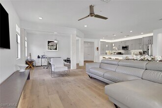 15161 Palmer Lake Cir in Naples, FL - Building Photo - Building Photo