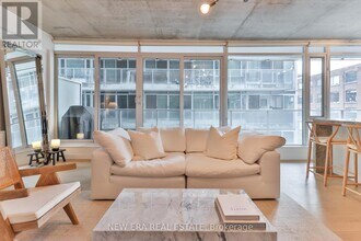 75-475 Portland St in Toronto, ON - Building Photo - Building Photo