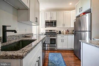 6645 Georgia Ave NW, Unit Two Large Rooms Condo in Washington, DC - Foto de edificio - Building Photo