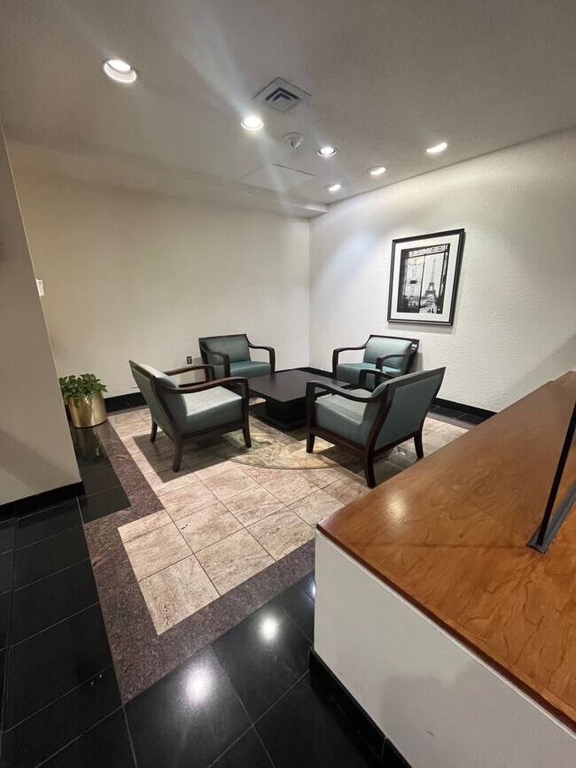 203 Yoakum Pkwy in Alexandria, VA - Building Photo - Building Photo