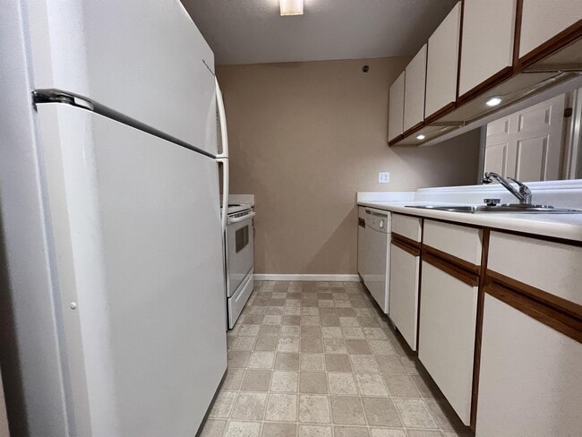 5205 University Commons Dr in Morgantown, WV - Building Photo - Building Photo