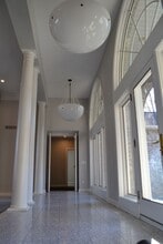 39128 Glenlivet Ct in Solon, OH - Building Photo - Building Photo