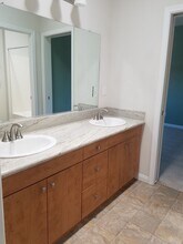 810 Lawrence Dr in San Luis Obispo, CA - Building Photo - Building Photo