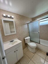 1251 W River Dr in Margate, FL - Building Photo - Building Photo