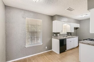 2516 Glen Springs Way in Austin, TX - Building Photo - Building Photo