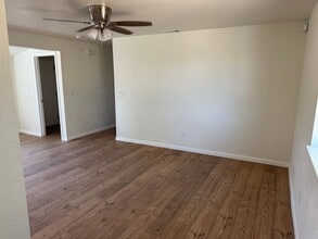 24336 Avenue 24 in Chowchilla, CA - Building Photo - Building Photo