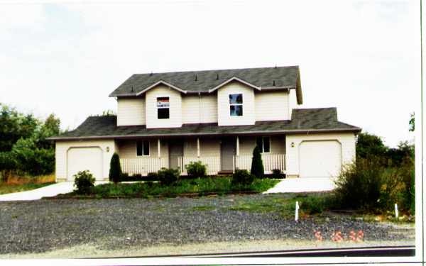 4918 Sunnyside Blvd in Marysville, WA - Building Photo