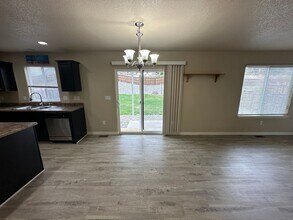 8043 Pinfeather Dr in Fountain, CO - Building Photo - Building Photo