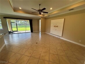13390 Seaside Harbour Dr in Ft. Myers, FL - Building Photo - Building Photo