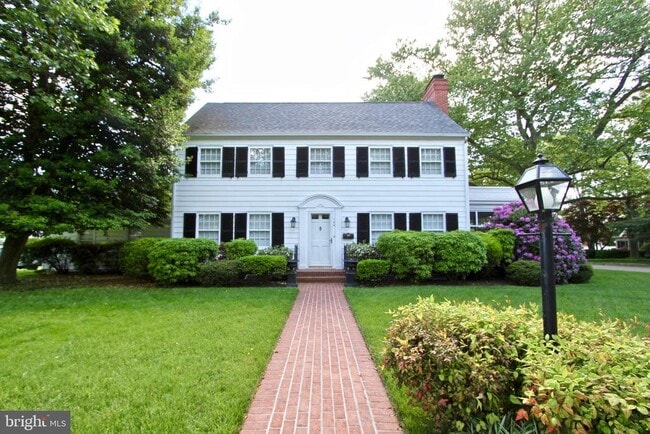 property at 104 Bayard Ave