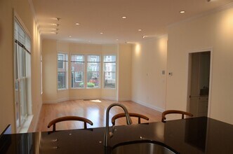 15 Langdon St in Cambridge, MA - Foto de edificio - Building Photo