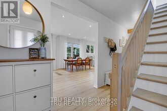 36 Varley Dr in Ottawa, ON - Building Photo - Building Photo