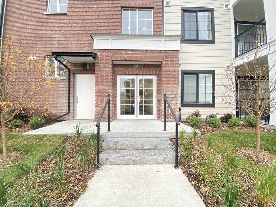 151-8151 Legacy Main St SE in Calgary, AB - Building Photo