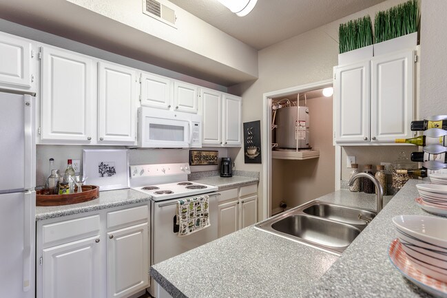 Villages At Clear Springs in Richardson, TX - Building Photo - Interior Photo