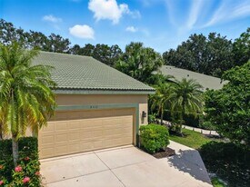 8512 54th Ave Cir E in Bradenton, FL - Building Photo
