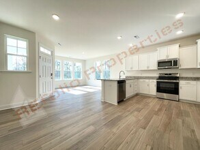 6429 Granite Quarry Dr in Raleigh, NC - Building Photo - Building Photo