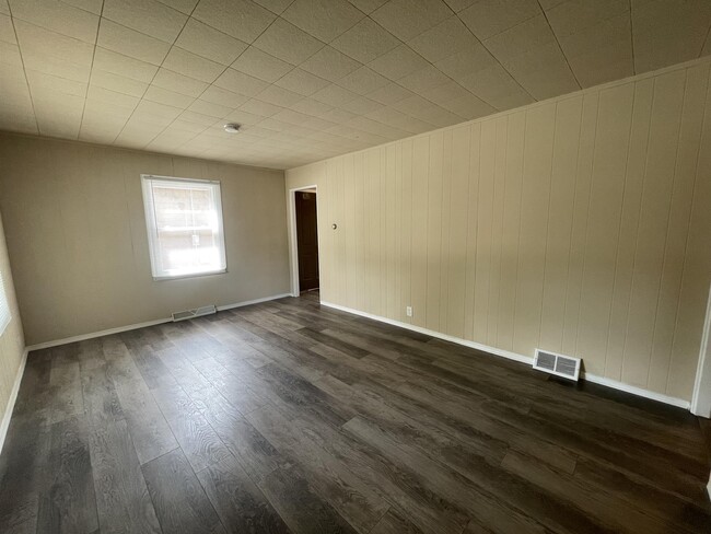 1012 Oakley Ave in Rockford, IL - Building Photo - Building Photo