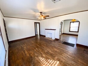 1631 W Cherokee Ave in Enid, OK - Building Photo - Building Photo